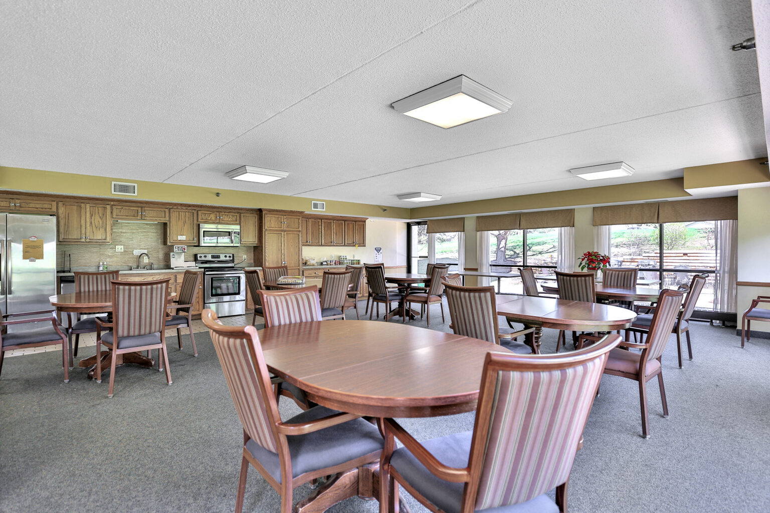 Amenities - Chardon Court Apartments